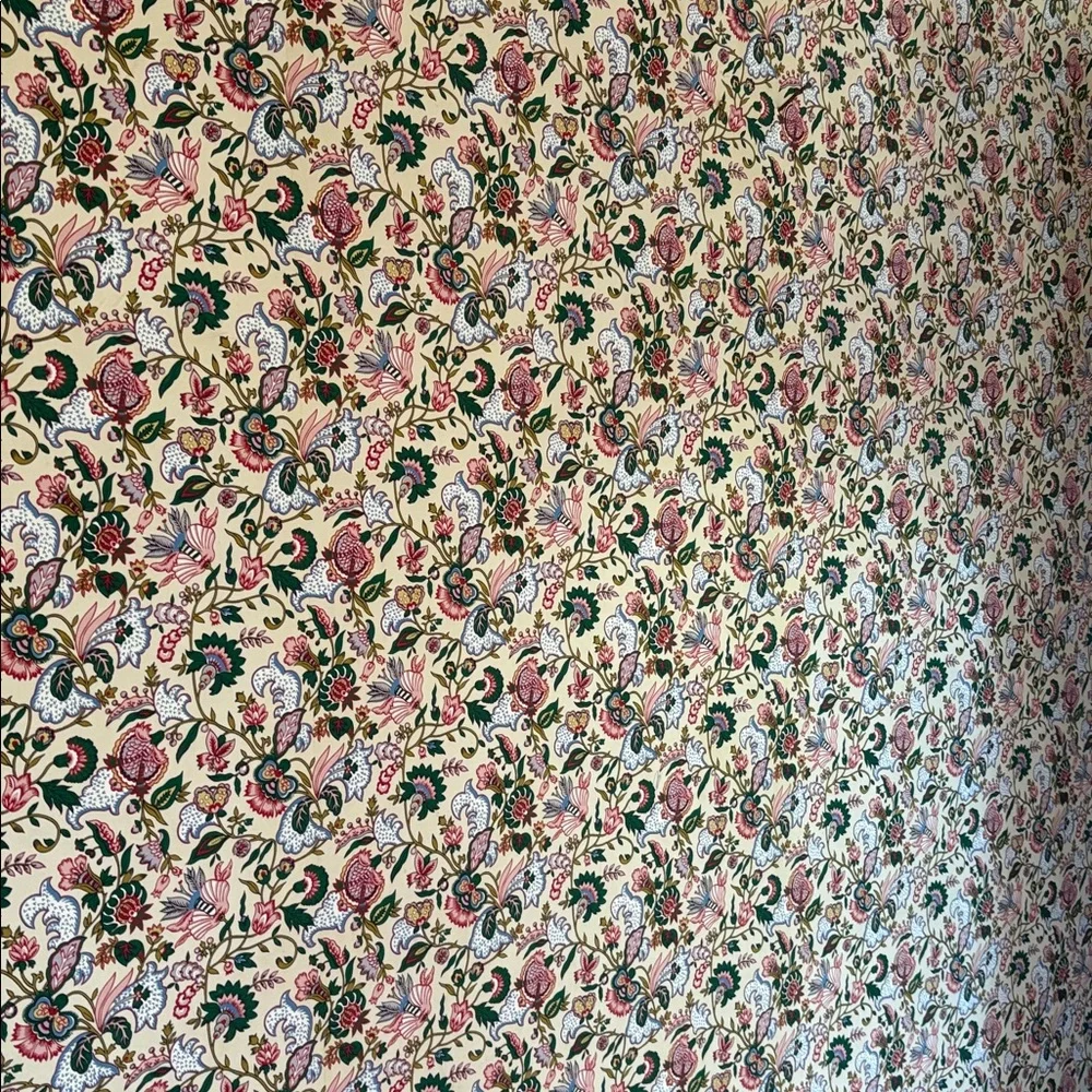 Vintage Pierre Deux La Belle Helene Wallpaper 10 ft.